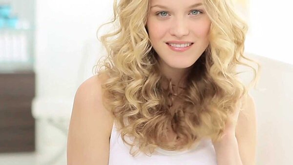 Kem định hình tóc xoăn Moroccanoil Curl Defining Cream