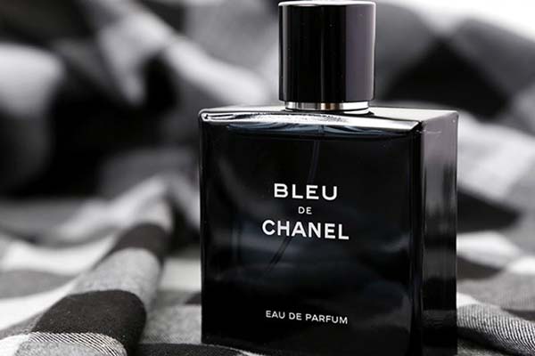 Bleu de Chanel pour homme