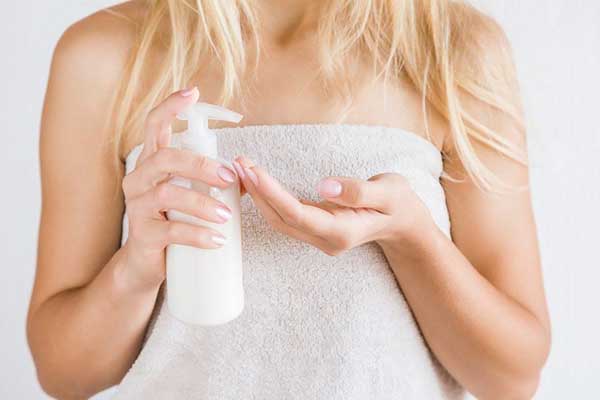 Kem dưỡng thể trắng da Vitamin A-C-E Body Cream