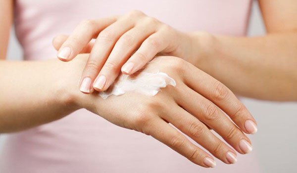 Kem dưỡng trẻ hóa và mịn da tay Thalgo Deeply Nourishing Hand Cream 50ml đến từ Pháp – Trả lại đôi bàn tay ngọc ngà sáng mịn