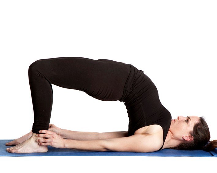 Cải thiện hệ tiêu hóa, ngăn ngừa bệnh tật nhanh chóng chỉ với vài bài tập yoga đơn giản, bạn tin không?