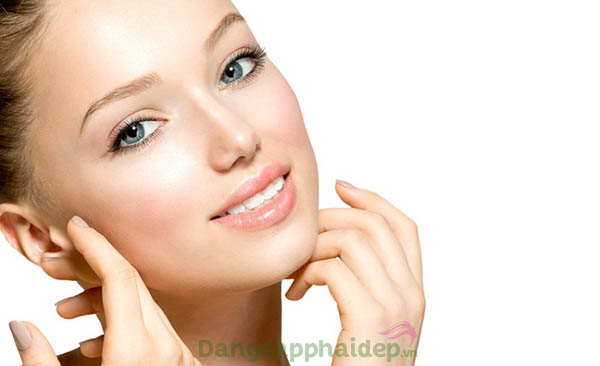 Triệt tiêu mụn, ngừa thâm sau mụn hiệu quả với tinh chất chống mụn Ultra-effect Facial Fluid.
