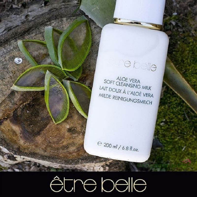 Etre Belle Aloe Vera Soft Cleansing Milk là dòng sữa rửa mặt rất phù hợp cho da khô và da tổn thương
