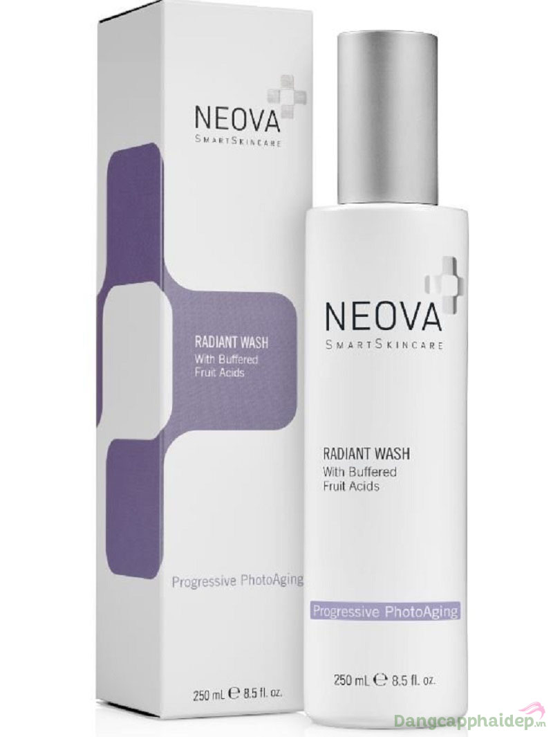 Sữa rửa mặt Neova Radiant Wash phù hợp dành cho mọi loại da