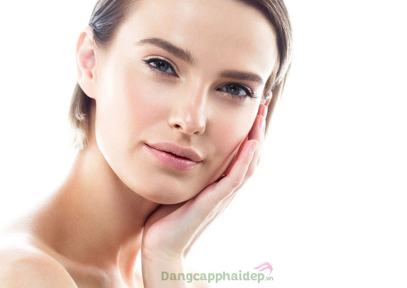 Trả lại làn da trắng sáng mịn màng và chống lão hóa hiệu quả sau khi dùng Mesoestetic C.Prof 211 Photoaging Solution