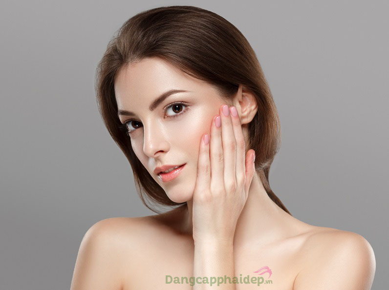 Giảm kích ứng trên da, giúp da căng mịn và mềm mượt tươi mới sau khi dùng Mesoestetic Mesopeel Lactic 30%