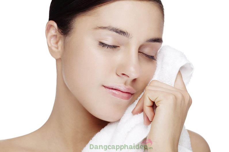 Giữ gìn làn da sạch thoáng, giảm viêm ngừa mụn khi duy trì dùng Mesoestetic Purifying Mousse mỗi ngày