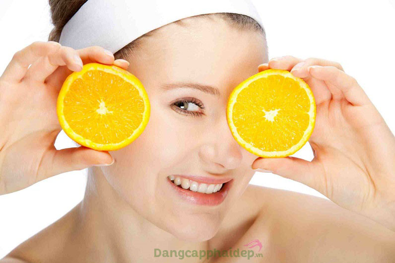 Kem chống nắng chứa 10% Vitamin C dạng tinh khiết L-AA