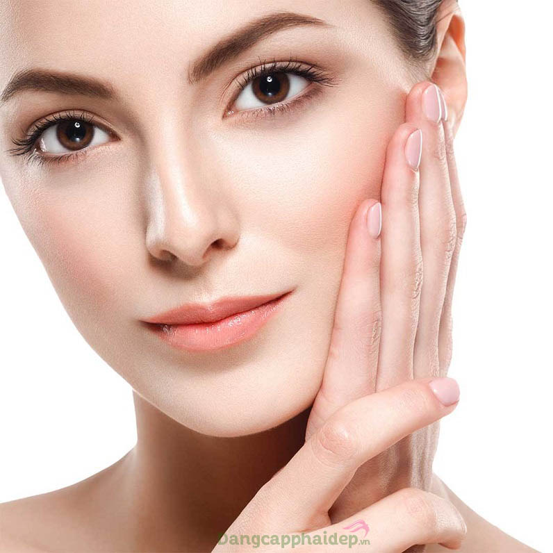 Sử dụng sản phẩm theo hướng dẫn của bác sĩ chuyên môn để đạt kết quả chăm sóc da tốt nhất