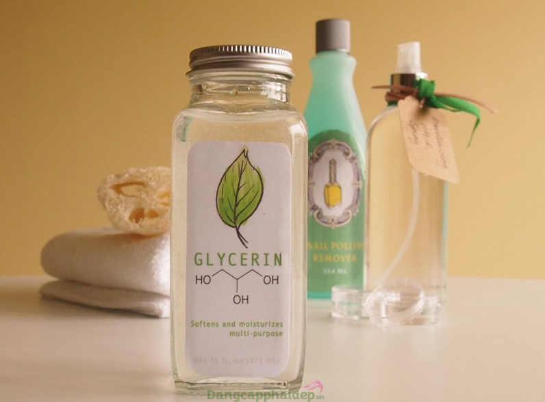 Glycerin dưỡng ẩm, kích thích sản sinh Elastin và Collagen.