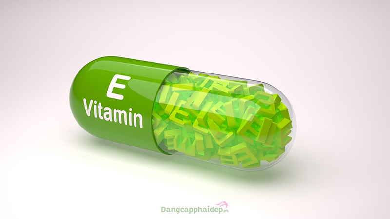 Vitamin E dạng bôi khá ít dầu và cung cấp dưỡng chất đầy đủ cho da.