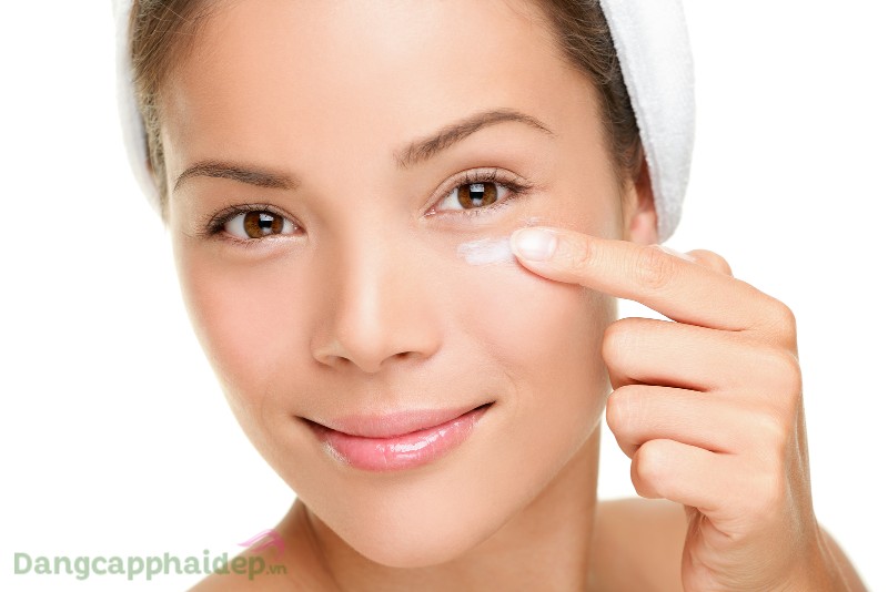 Kem chống nhăn và xóa rãnh nhăn vùng mắt Frezyderm Eye Cream