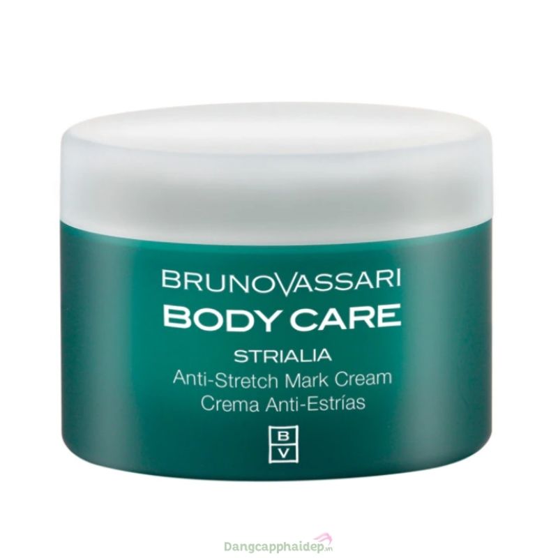 Khắc phục những vết rạn hiệu quả chỉ với Bruno Vassari Body Care Age Control Hand Cream.