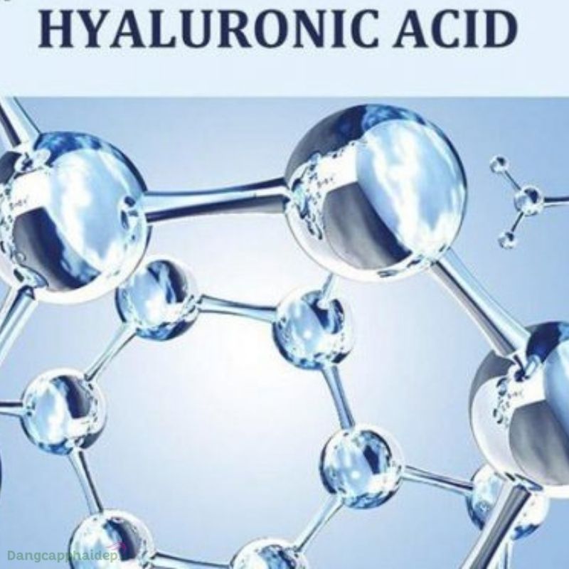 Hyaluronic Acid là “chìa khóa” bổ sung độ ẩm cho môi căng mọng, rạng rỡ. 